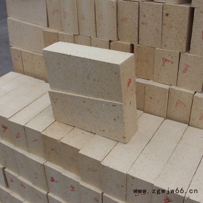 附近耐火材料厂家 高温炉衬耐火砖 低气孔抗剥落耐火砖图2