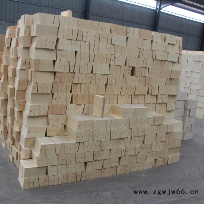 附近耐火材料厂家 高温炉衬耐火砖 低气孔抗剥落耐火砖图5