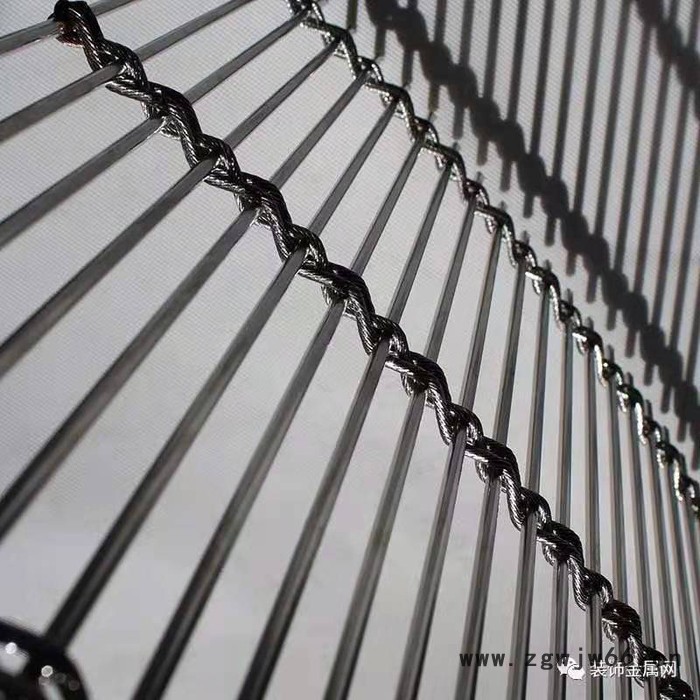 乾卓  可来回拉动隔断金属网 金属室内吊顶编织装饰网 经纬编织幕墙隔断网图4