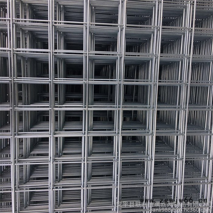 河北斜方孔网片定做 菱形网孔金属网 建筑黑丝网片 工业金属网片厂家图3