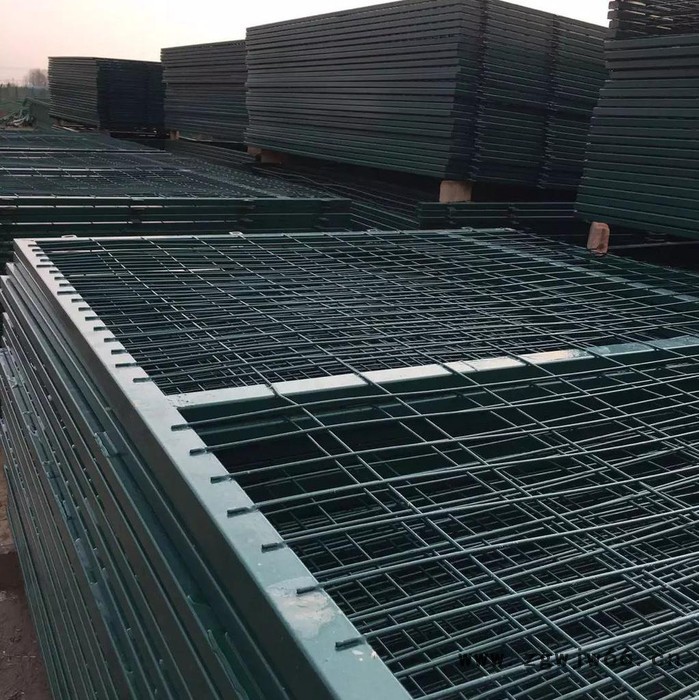 2012-8001、8002 铁路金属防护网 金属网片防护栅栏 加高加密网片 河北菲璇库存充足现货供应图6