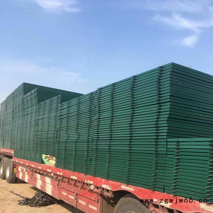 2012-8001、8002 铁路金属防护网 金属网片防护栅栏 加高加密网片 河北菲璇库存充足现货供应图2