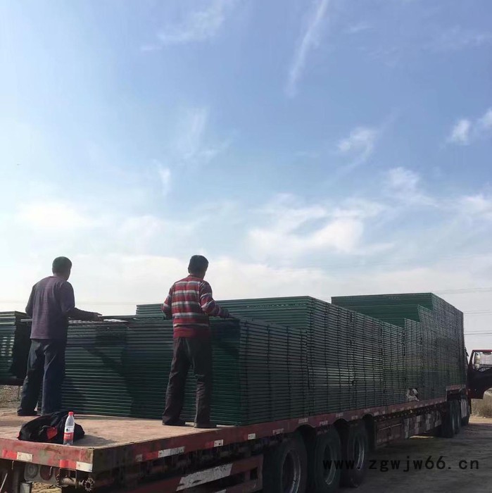 2012-8001、8002 铁路金属防护网 金属网片防护栅栏 加高加密网片 河北菲璇库存充足现货供应图3