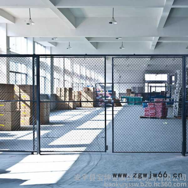 供应宝坤按客户要求定做的金属网 护栏 护栏网 车间隔离网 隔离栅图3