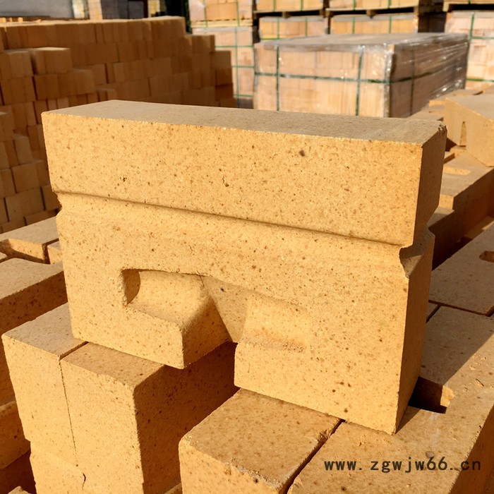 四季火耐材，耐火材料二十年经验，高铝砖耐火砖等烧结耐火砖经营商图2