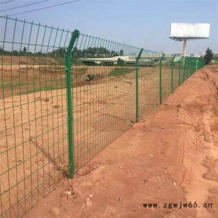 成都护栏网厂家 成都围栏网厂家 成都铁丝网围栏  金属防护网 成都金属网栏图2