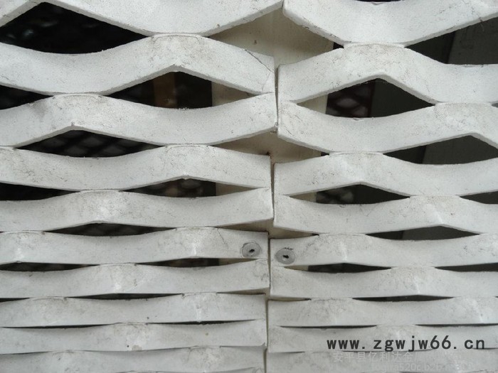 铁领54金属板网铝板网生产供应厂家 今日行情价格走势 报价-亿利达金属网业有限公司