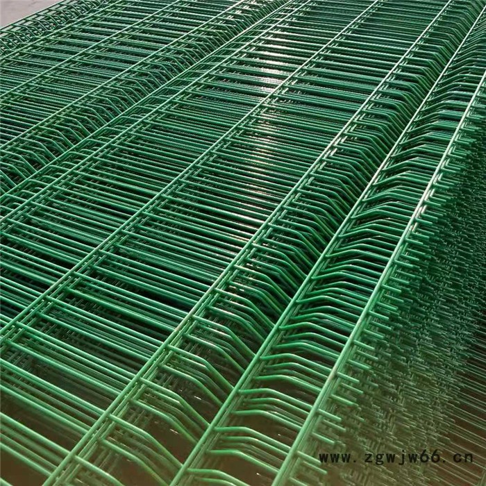 防护护栏 绿色围栏网 高速防护网 体育场护栏网厂家 金属网围栏图4