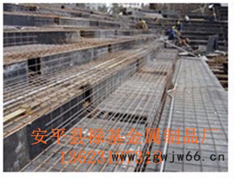 供应禄基1.1*2.4米金属网片 异型网片 护栏网片 重庆网片 建筑网片图6