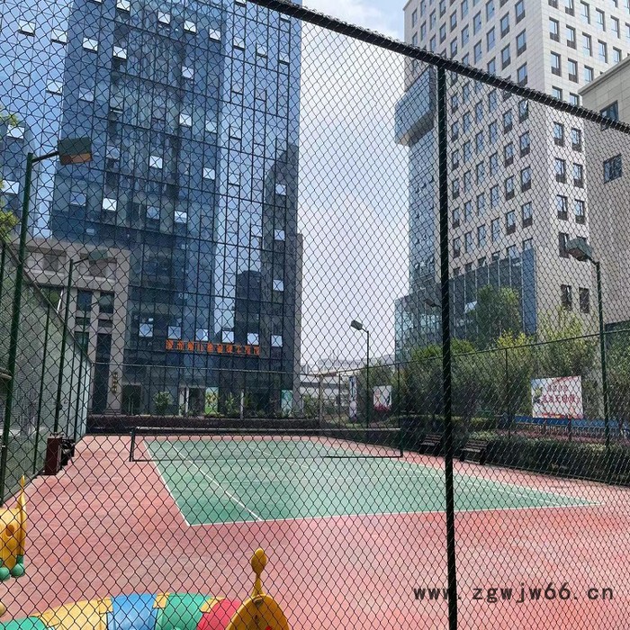 四川永旺金属网厂家 球场勾花护栏网生产安装 护栏网厂家图5