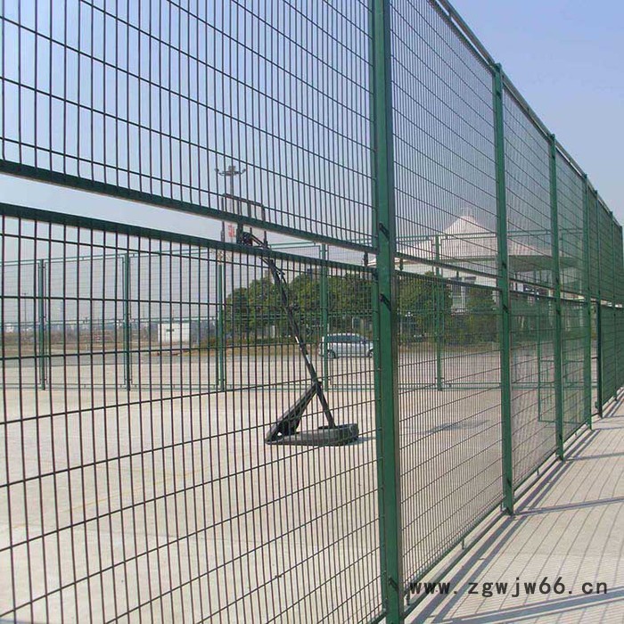 【耀佳金属网】 球场围网 学校球场围网 勾花护栏 球场护栏 体育场护栏网厂 学校隔离防护网的价格图3