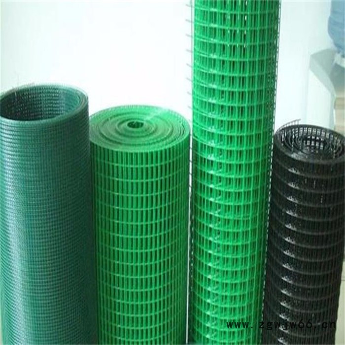 金属网片护栏制作，热镀锌丝围栏生产，贵港市球场网片围栏供应