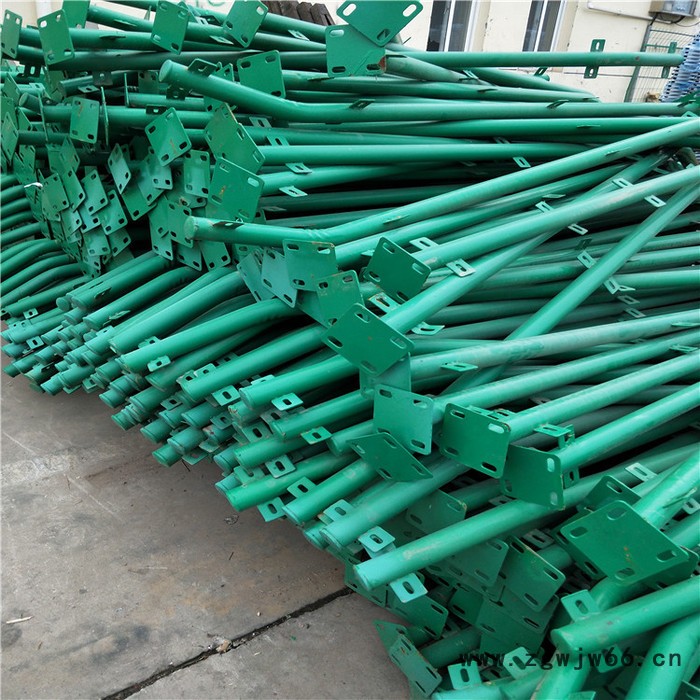 铁路钢丝网防护栅栏 铁路网围栏厂家 公路隔离栅 铁路护栏模具 铁路防护金属网栅栏图2