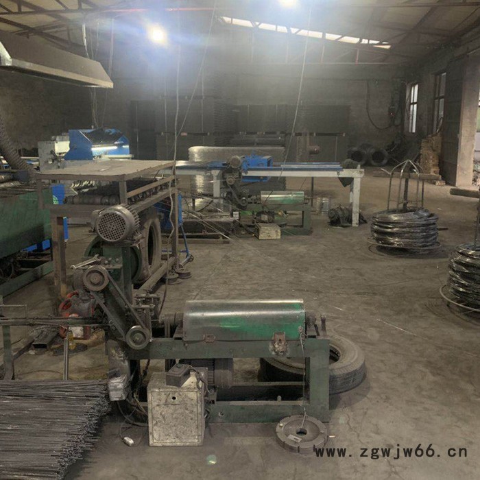 诺明 黑铁丝网片 建筑金属网片 镀锌电焊网片 电焊网片批发图2