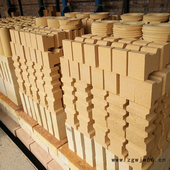 粘土耐火标砖 新密耐火材料厂家 供应轻重质粘土耐火砖 窑车砖图3