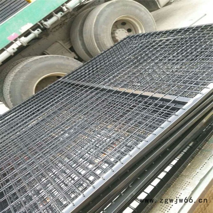 供应耀佳 框架护栏网 公路护栏 隔离网 围栏网 隔离栅 防护网 金属网 小区护栏 围墙 边坡防护网 铁丝围栏 铁路护栏图7