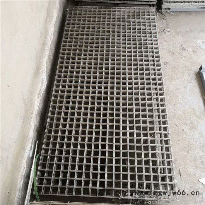 304不锈钢网片 5cm孔不锈钢金属网片 亭松鱼塘防护网片 电焊网片厂家图4