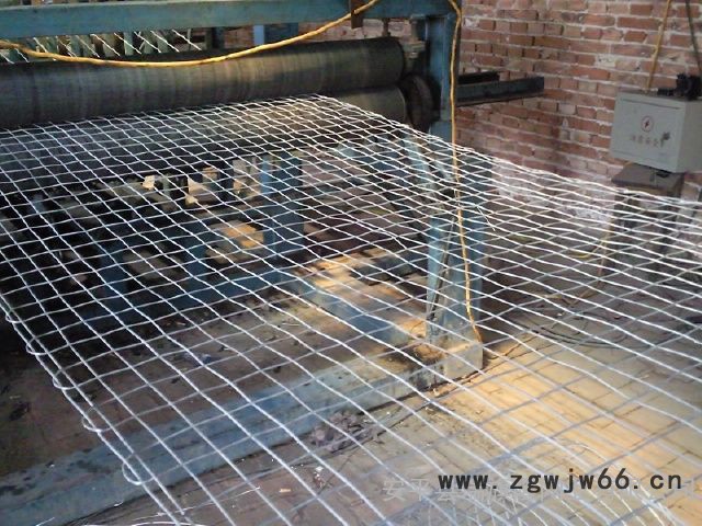 瑞旗隆煤矿防护网片煤矿平织网 矿井支护网 煤矿锚网 煤矿铁丝网 井下金属网 矿井网片 煤矿安全支护网 煤矿编织铁丝网图4