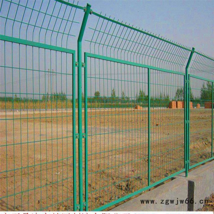 公路护栏网 铁丝网围栏 金属网隔离栅 厂区护栏网图2