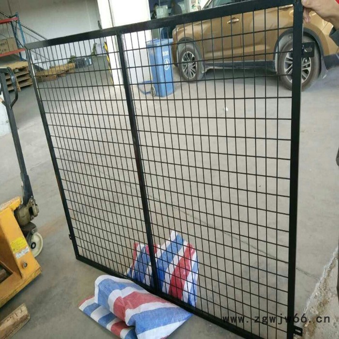 框架护栏网 公路护栏 围栏网 铁丝网 防护网 金属网 小区护栏 围墙 边坡防护网 铁丝围栏图3