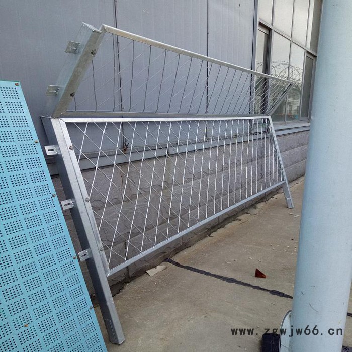 高架桥防护栅栏 浸塑金属网片防护栅栏 小区园林防护栅栏 生产厂家图5