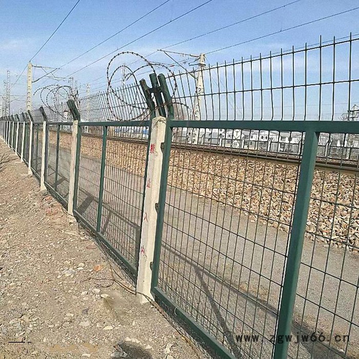 高架桥防护栅栏 浸塑金属网片防护栅栏 小区园林防护栅栏 生产厂家图4