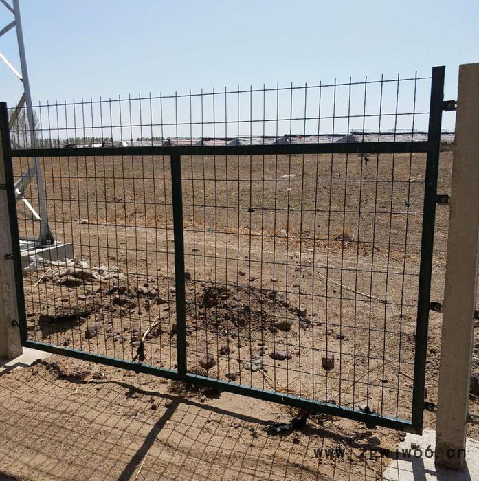 菲璇 金属网片防护栅栏铁路护栏网安装方式方法 现货供应铁路封闭网片图2