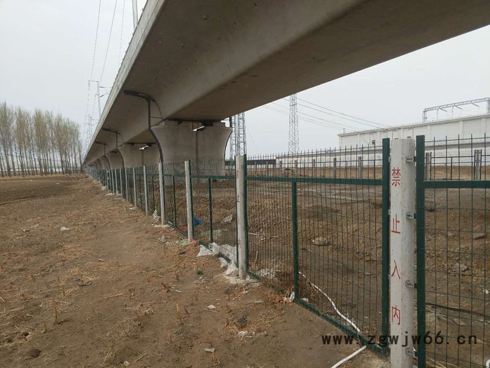 菲璇2012-8001、8002 金属网片防护栅栏 铁路防护栅栏网片现货大量供应图2