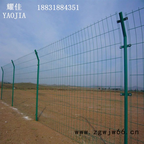 双边护栏网 围栏网 果园圈地网 养殖网 金属网 铁丝网 护栏网厂 护栏图2