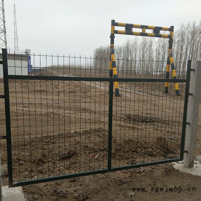 菲璇2012-8001、8002 金属网片防护栅栏 铁路加高网 热镀锌浸塑 质量保证 价格优惠图3