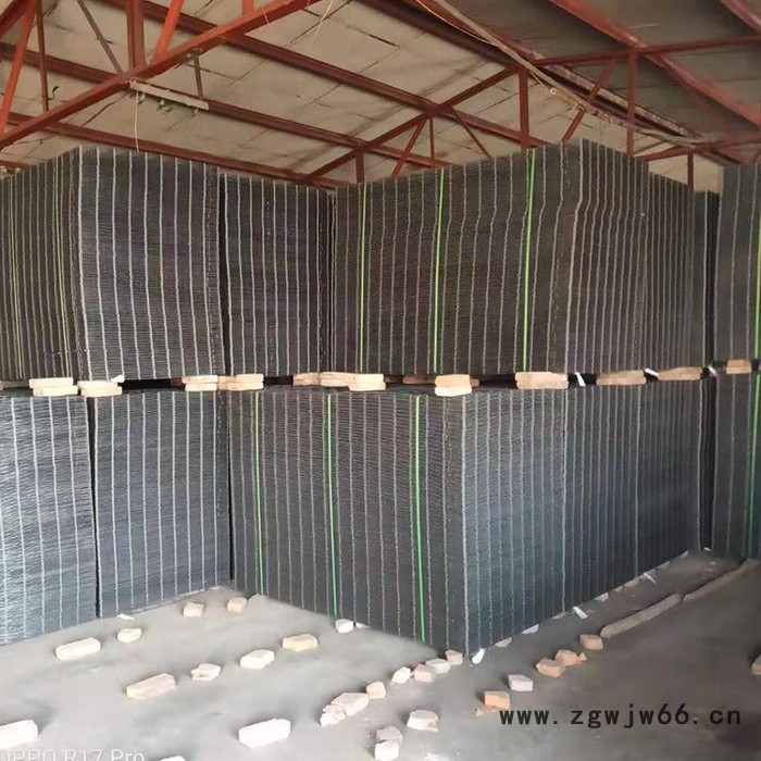 双娇 供应 墙体用网 建筑金属网片 大丝电焊网片 电焊网片批发图3