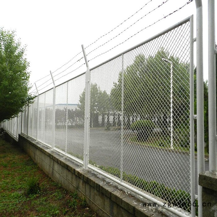 振鼎** 山东 边框围墙栅栏 简易道路金属网片栅栏 道路铁丝栅栏图7