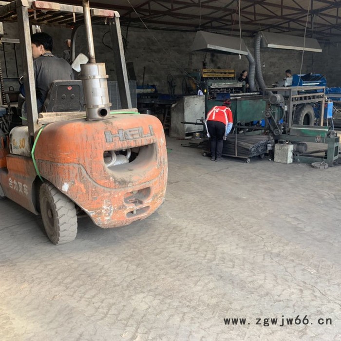 诺明 墙体用网 建筑金属网片 大丝电焊网片 电焊建筑网片生产图3