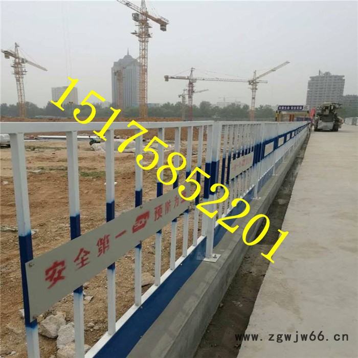 基坑围栏厂家销售临边防护栏 高铁桥墩防护围栏 桥下金属网片防护栅栏图4