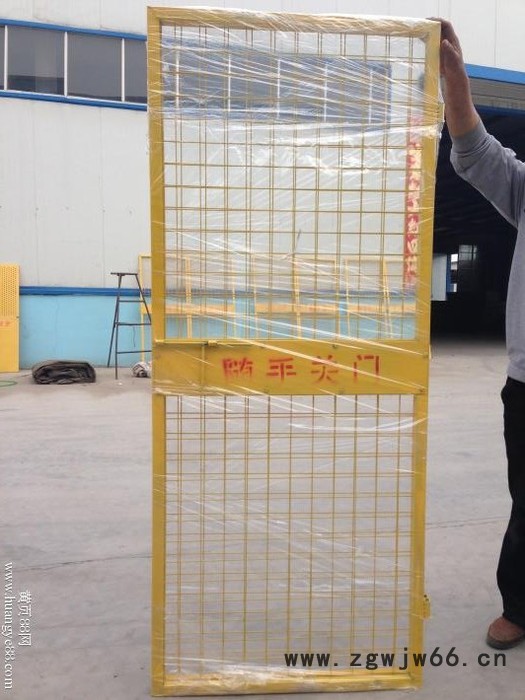 浙江电梯防护门厂家专业生产批发金属网电梯门 建筑工地电梯安全门 楼层建筑安全电梯门图5