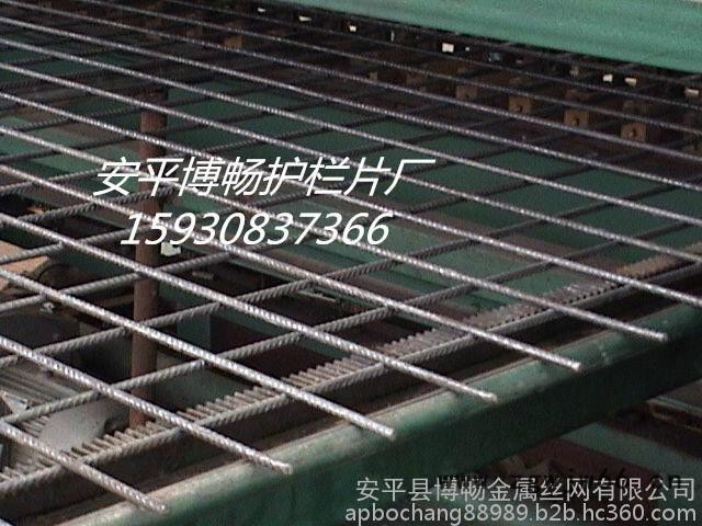 其他金属网    焊接网片%钢筋网片%建筑网片图5