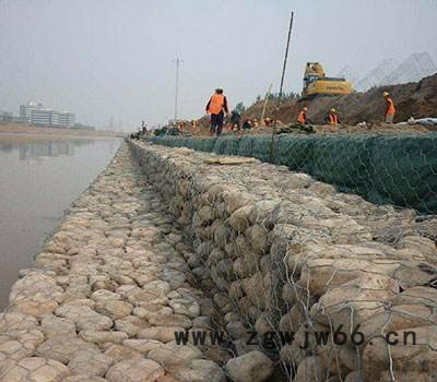 瑞旗隆六角形金属网片 格宾网加筋格宾是加筋土工程的新技术。它以低碳钢丝为基本材质，钢丝经热浸镀锌及特殊覆塑工艺表面处理图5