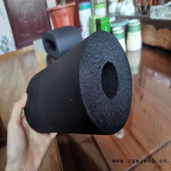 厂家大量供应 橡塑保温管 管道保温材料 欢迎咨询图3