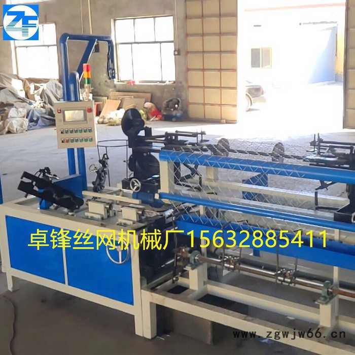 河北卓峰供应**双螺线高速全自动勾花网机 新型金属网编织机 铁丝网机畅销海外图2