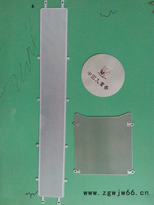 供应东莞石排蚀刻加工自主电视机喇叭网    石排腐蚀音响网   石排冲压金属网蚀刻加工图4