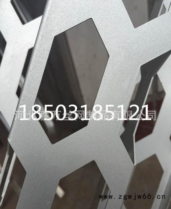 专业生产 圆孔网 穿孔板 洞洞板 金属网图3