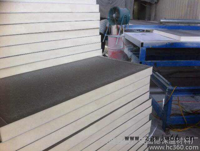 供应聚氨酯保温材料复合聚氨酯保温板聚氨酯瓦壳预制直埋保温管冷库罐体聚氨酯阻燃保温板图5