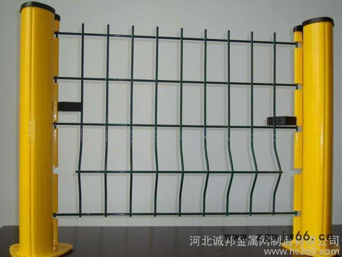 供应河北诚邦金属网制造有限公司----小区护栏网图3