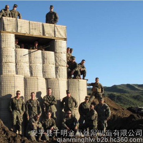 新疆军事金属网掩体 土工布防洪墙 可折叠铁丝网  沙土掩体 出口标准图2