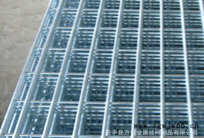 销售 建筑铁丝网片 钢丝地暖地热网片 金属网产品图2