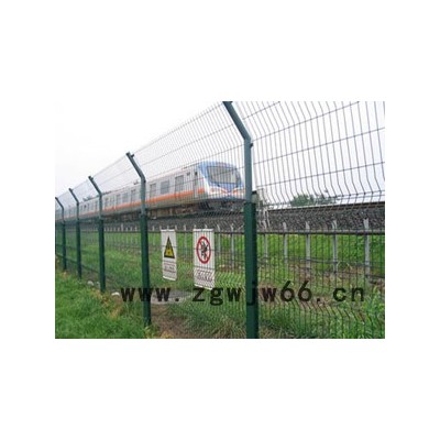 安平德明金属网业专业生产高速公路铁路护栏、防护网、荷兰网、勾花网、小区隔离栅