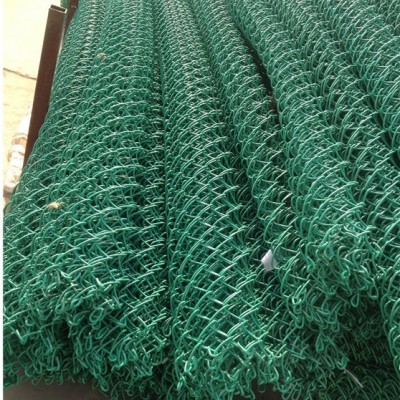 安平德明金属网业专业生产勾花网、防护网、小区护栏网、隔离栅