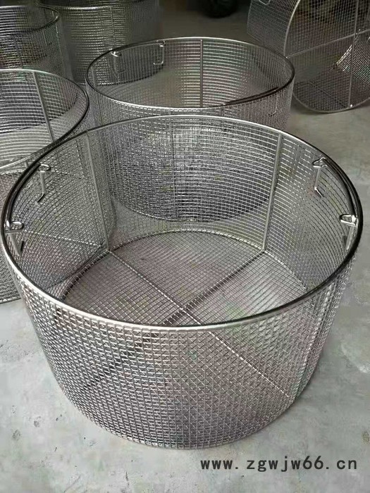 厂家定制不锈钢焊接网片方形圆形网格架304防护网201钢筋网子耐高温金属网方管边框粗丝清洗篮过滤筐镀锌设备护栏展示烤漆架图3