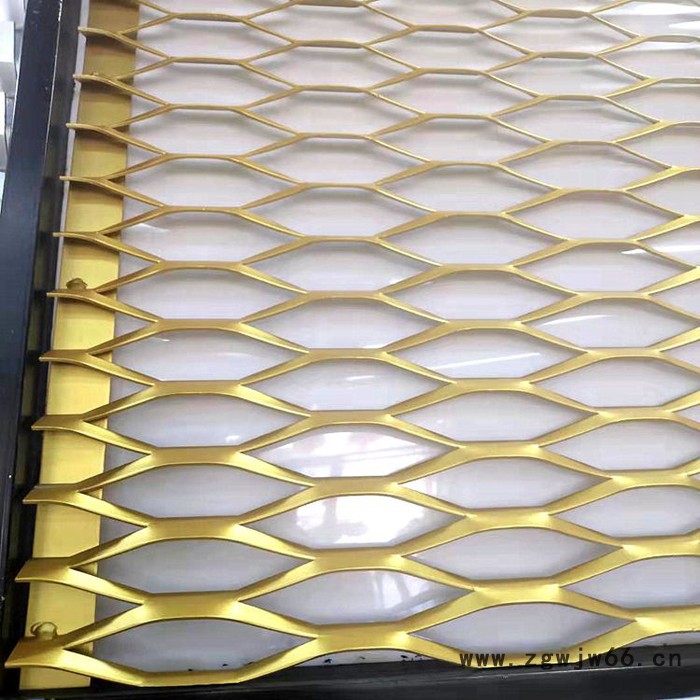 铝单板装饰网 氟碳铝拉网 幕墙天花装饰网 铝板拉伸网  工业异型铝型材 波浪形菱形可加工定制  金色金属网 安平**图2