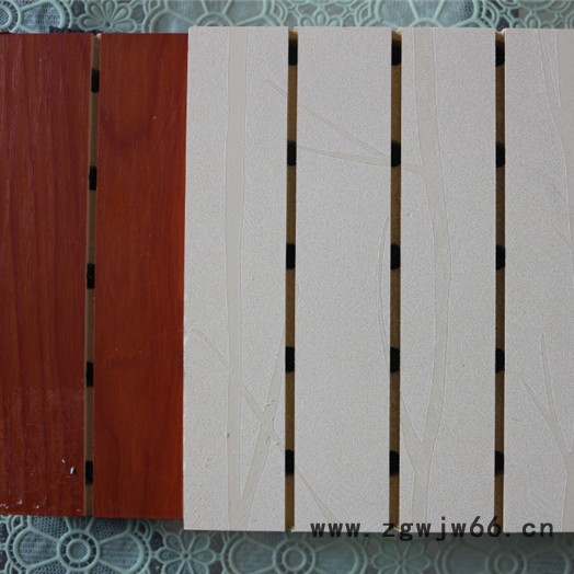 豪成创展供应木塑吸音板 阻燃木塑吸音板 隔音板墙面装饰吸音隔音材料图3